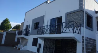 Villa T4 Piscine Calme Ilafy Manazary  Ambatobe