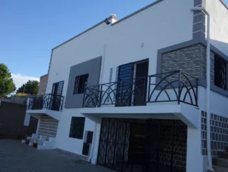 Villa T4 Piscine Calme Ilafy Manazary  Ambatobe